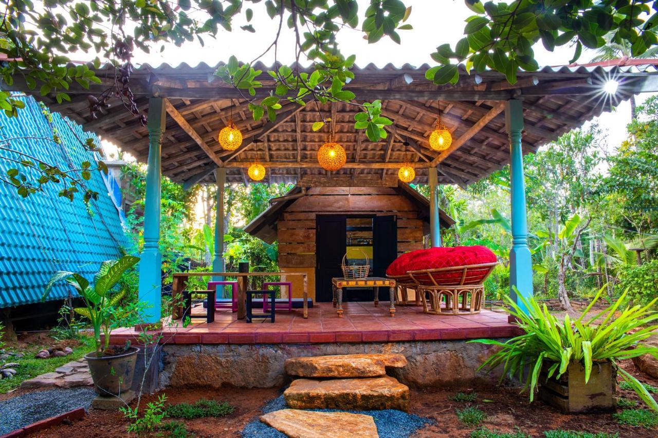Villa Ovita Talpe Ngoại thất bức ảnh