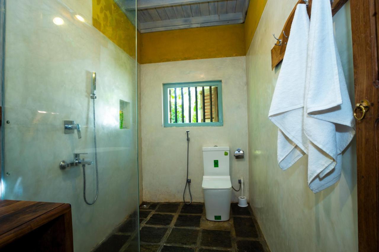 Villa Ovita Talpe Ngoại thất bức ảnh