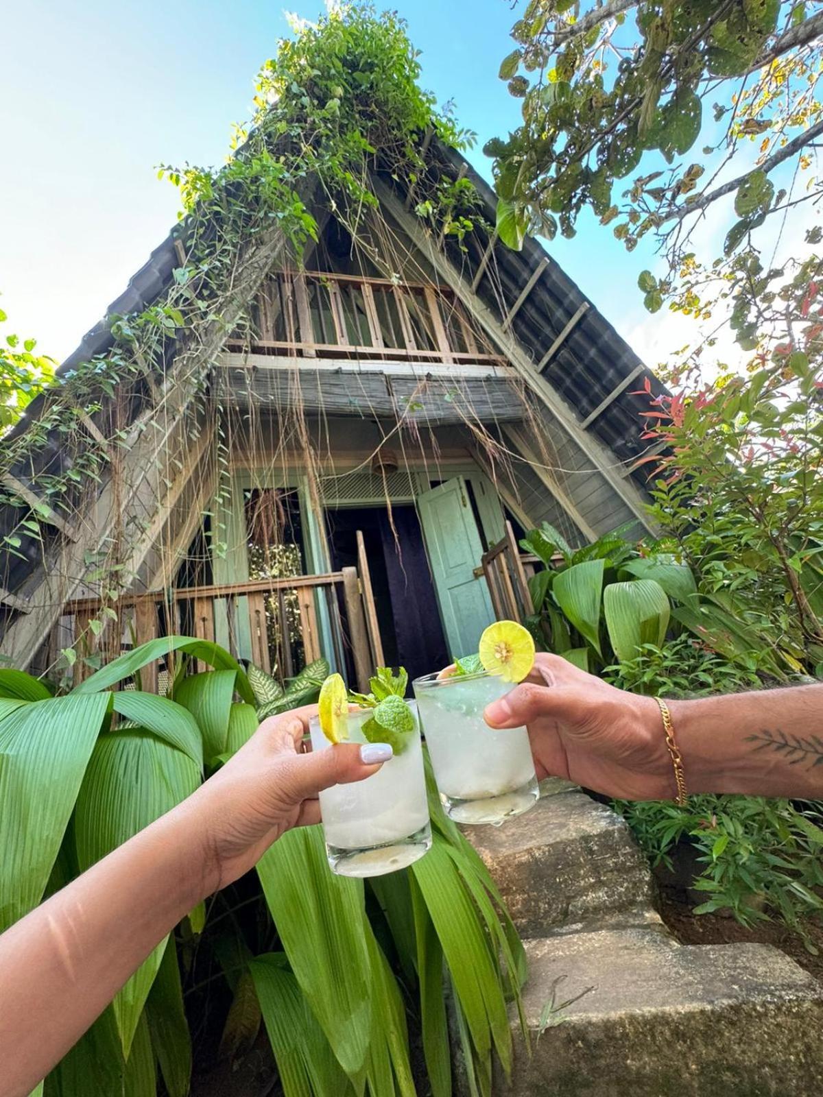 Villa Ovita Talpe Ngoại thất bức ảnh