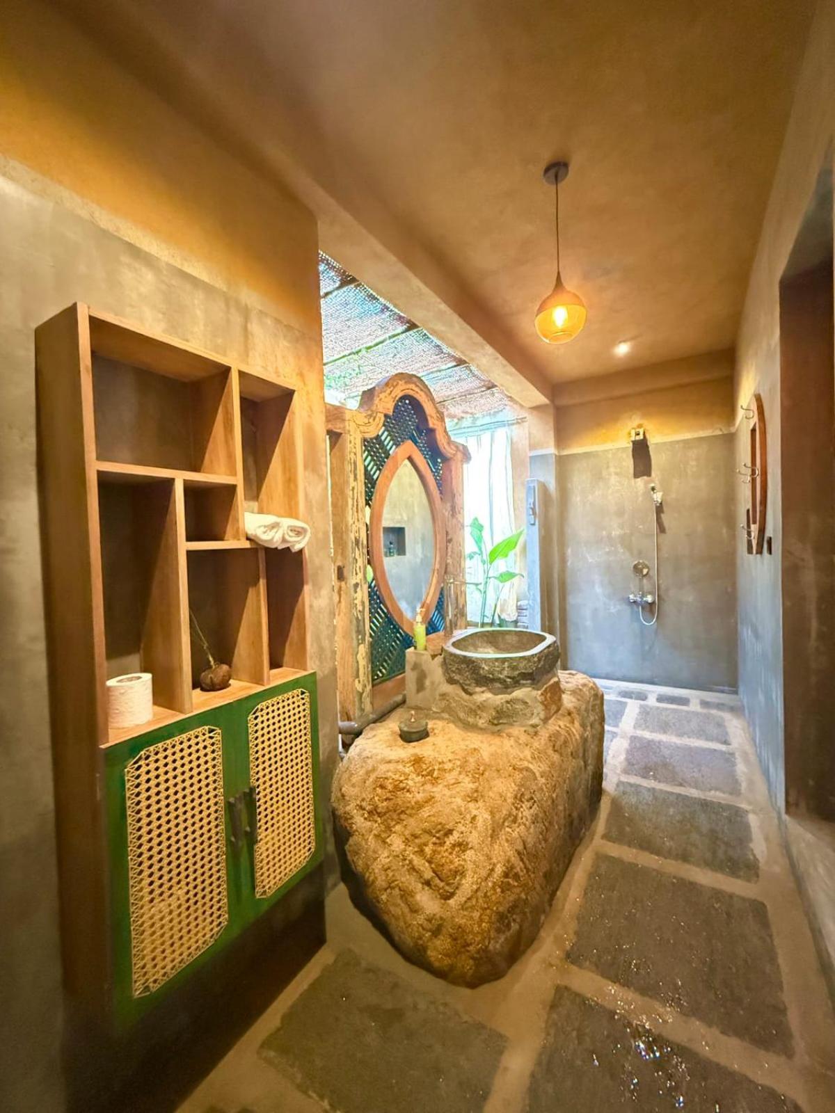 Villa Ovita Talpe Ngoại thất bức ảnh