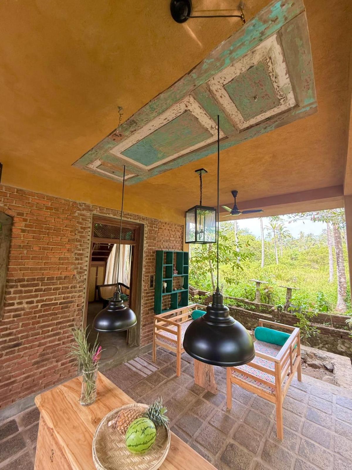 Villa Ovita Talpe Ngoại thất bức ảnh